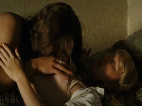 Lisa Smit in Quellen Des Lebens (2013) 11