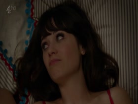 Zooey Deschanel in New Girl S1Ep8 6