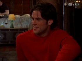 Alanis Morissette in Sex and the City (TV) 8