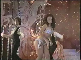 Iris Chacon in Eva, ¿que hace ese hombre en tu cama (1975) 12
