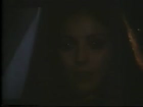 Amparo Muñoz in La mujer del ministro (1981) 16