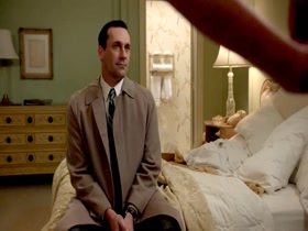 Linda Cardellini in Mad Men S06E07 14