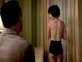 Linda Cardellini in Mad Men S06E07 18