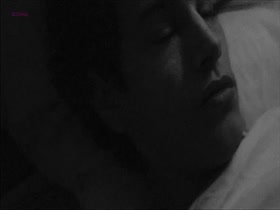 Isild Le Besco in A tout de uite (2004) 5