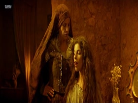Maribel Verdu hot scene in La Celestina 9