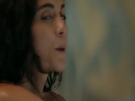 Alice Braga in Queen of the South s1e01 8