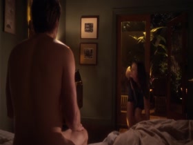 Kristine Blackport in Californication (2009) s03e01 18