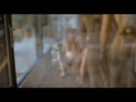 Maria Schrader in Vergiss mein Ich 18
