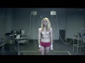 Victoria Carmen Sonne in Teenlan 6