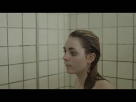 Victoria Carmen Sonne in Vanilje 17