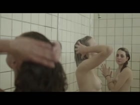 Victoria Carmen Sonne in Vanilje 19
