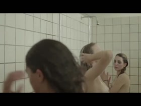 Victoria Carmen Sonne in Vanilje 20