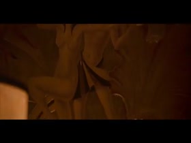 Lara Flynn Boyle hot scene in Mobsters 10