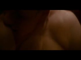 Lara Flynn Boyle hot scene in Mobsters 4