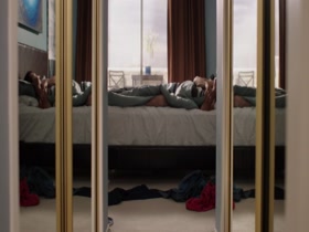 Madeline Zima cleavage, hot scne in Stuck (2014) 2