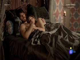 Meritxell Calvo in Carlos Rey Emperador s01e07 (2015) 19