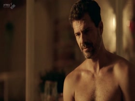 Belen Lopez, Lisi Linder in Mar De Plastico (2015) s01e04 10