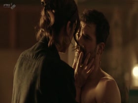 Belen Lopez, Lisi Linder in Mar De Plastico (2015) s01e04 14