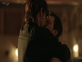 Belen Lopez, Lisi Linder in Mar De Plastico (2015) s01e04 15