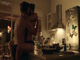Belen Lopez, Lisi Linder in Mar De Plastico (2015) s01e04 18
