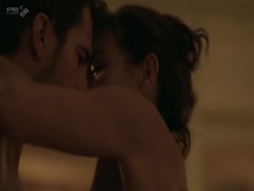 Belen Lopez, Lisi Linder in Mar De Plastico (2015) s01e04 20