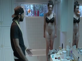 Rachel Bloom in Сrazy ex-girlfriend s01e01 (2015)