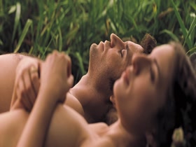 Maria Valverde nude , boobs scene in Libertador 14