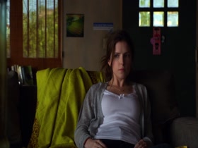 Anna Kendrick, Cameron Richardson in Get a Job (2016) 20