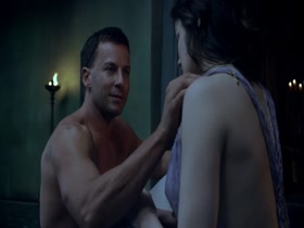 Hanna Mangan Lawrence Bathtub , Sensual in Spartacus: Vengeance (series) (2010) 19