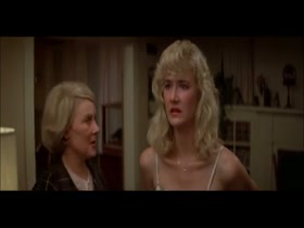Isabella Rossellini Flashing , boobs in Blue Velvet (1986) 10