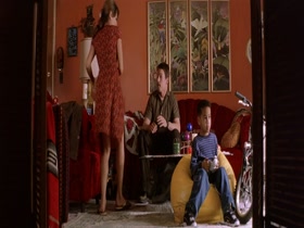 Eva Mendes in Training Day (2001) 2