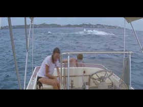 Jacqueline Bisset nipslip , hot scene in The Deep 5