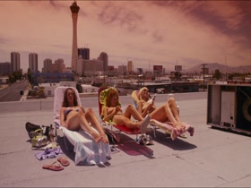 Laura Prepon & Jo Newman in Lay the Favorite (2012) 10