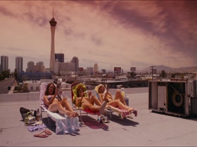Laura Prepon & Jo Newman in Lay the Favorite (2012) 3