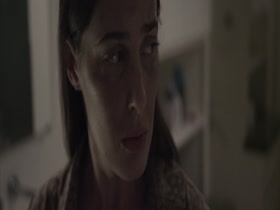 Sara Malakul Lane in Sun Choke (2015) 14