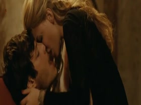 Miriam Giovanelli in Gli Sfiorati (2011)  14