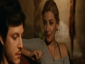 Miriam Giovanelli in Gli Sfiorati (2011)  3
