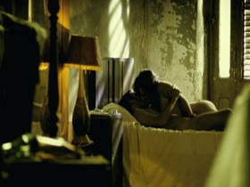 Natalia Verbeke in Arritmia (2007)  12