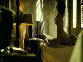 Natalia Verbeke in Arritmia (2007)  19