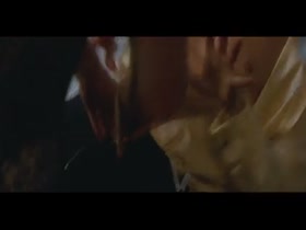 Jennifer Garner on top , hot scene in Arthur 2