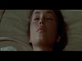 Jane March Explicit , Brunette scene in The Lover 4