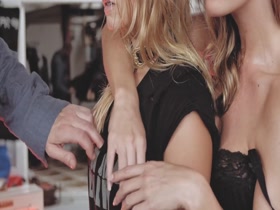Geraldine Kemper and Kim Feenstra Hot Photoshoot 3