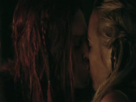 Eliza Taylor & Jessica Harmon Lesbian Sex in The 100 (No Music) 4