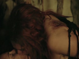 Eliza Taylor & Jessica Harmon Lesbian Sex in The 100 (No Music) 7
