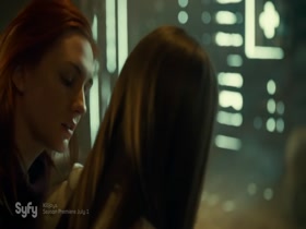Dominique Provost-Chalkley & Katherine Barrell kissing, Lesbian in Wynonna Earp 6