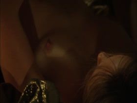 Toni Collette in Velvet Goldmine (1998) 9