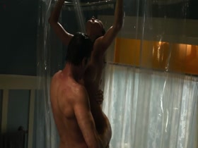 Ana Alexander in Chemistry S01E11  10