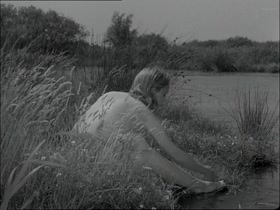 Tove Maes in Ditte menneskebarn (1946) 2