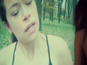 Tatiana Maslany in Orphan Black s01e01 (2013) 5