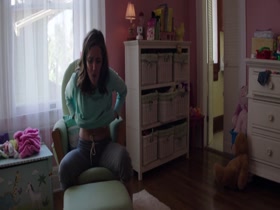 Rose Byrne Flasing  , boobs scene in Neighbors (2014) 4